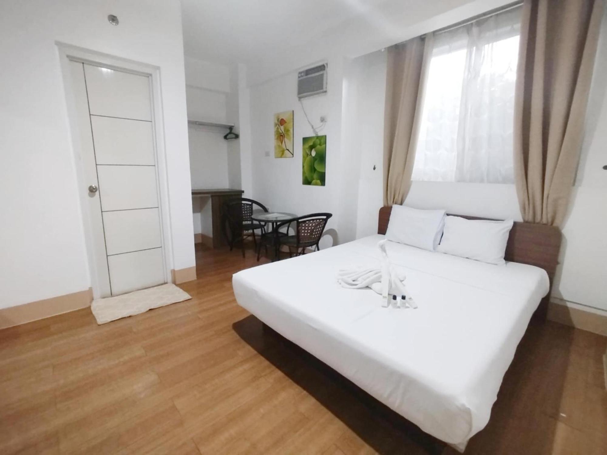 Sulit Budget Hotel Vmapa Manila Exterior foto